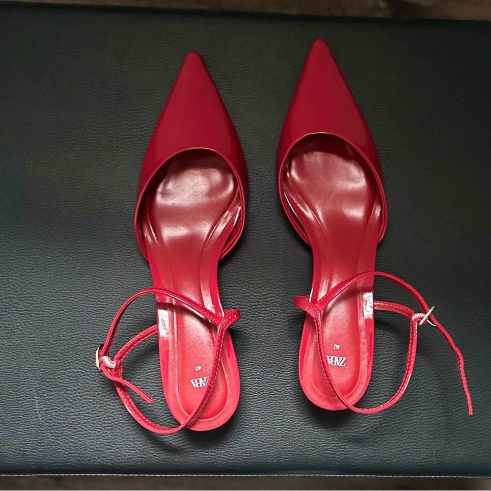 Zara red faux patent kitten heel sling back shoes size 40